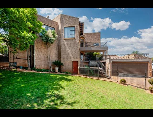 5 BEDROOM HOUSE FOR SALE IN MEYERSDAL